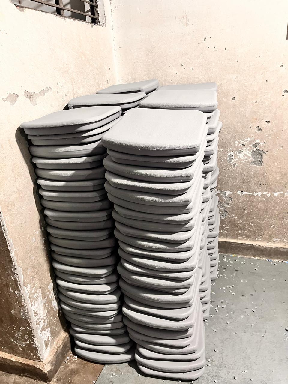 Chair seat plastic - Image 2