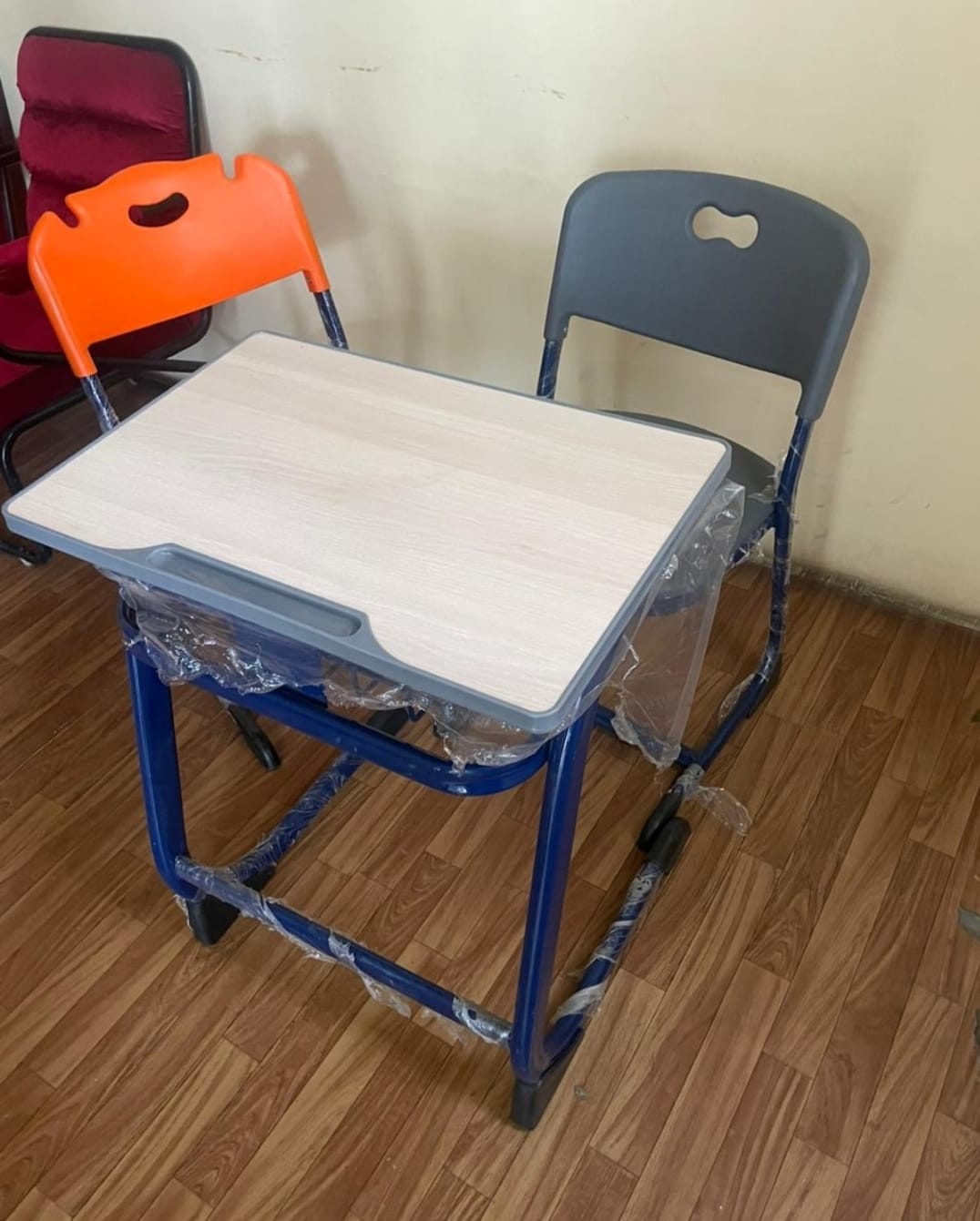 Single Seater School Chair with Table , Ply. Iron and Plastic - Image 4